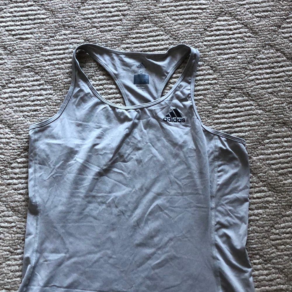 Adidas climalite razor back size small